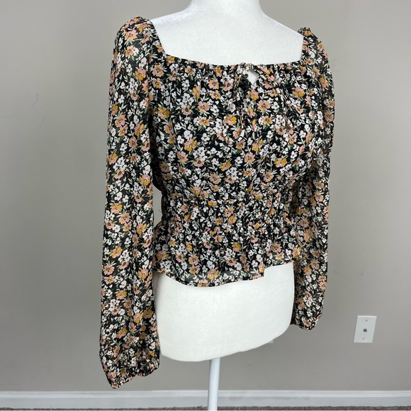 LUSH LONG SLEEVE BLACK FLORAL BLOUSE TIE NECK SMOCKED WAIST SIZE SMALL PETITE - Picture 9 of 16